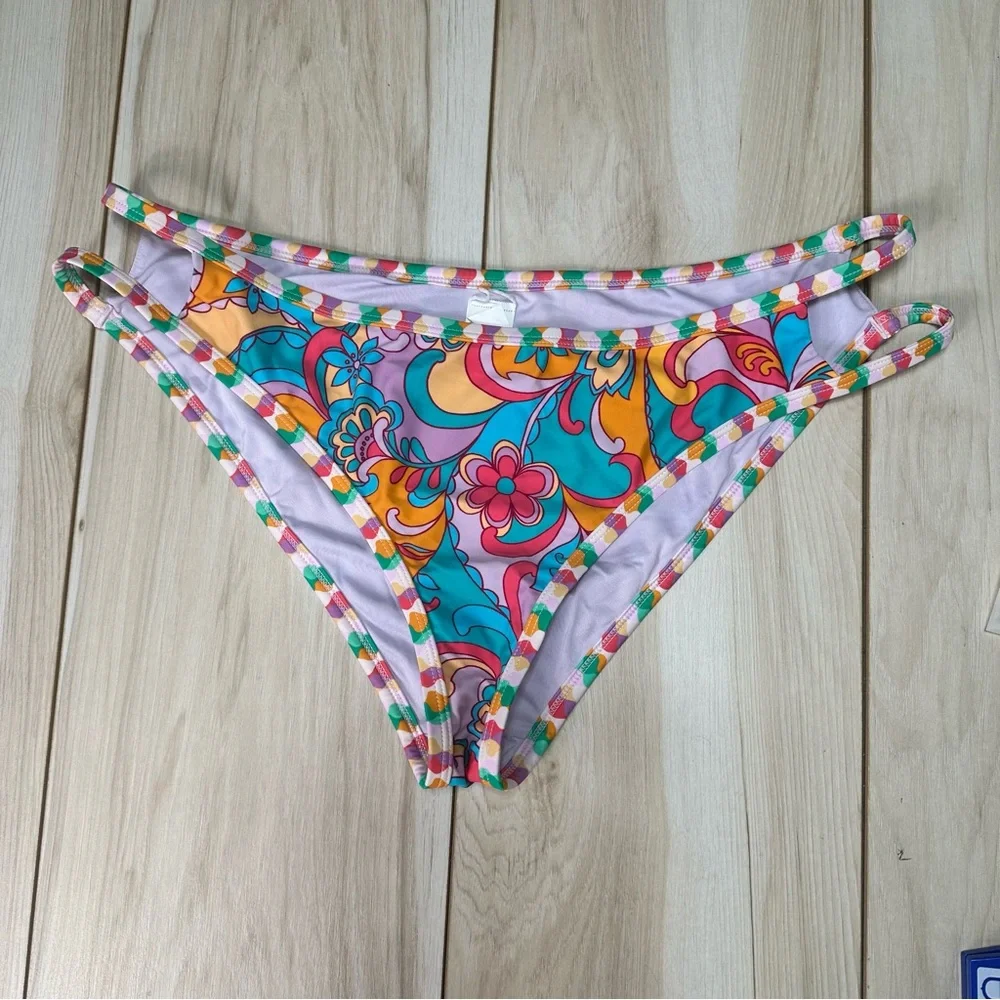 NWT Cupshe Boho Bikini V Neck,‎ Cutout Bikini, Size XL